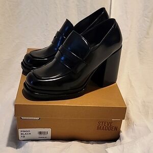 Steve Madden Black Penny Loafer Pumps